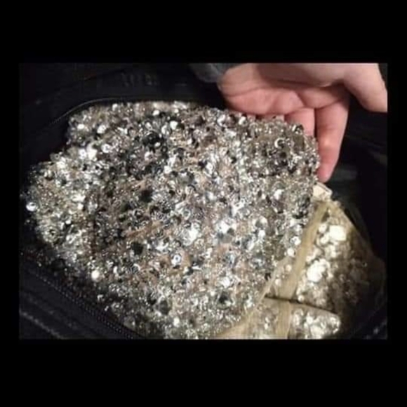 Formal dress - Picture 7 of 10